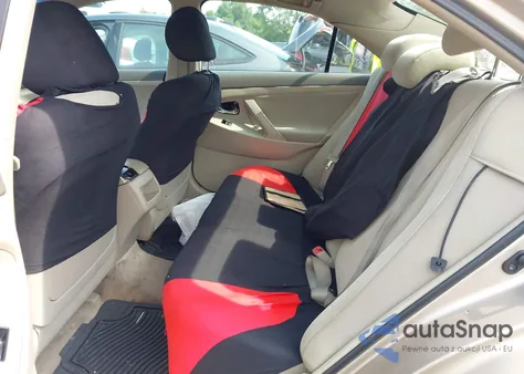 2007 Toyota Camry Ce/Le/Xle/Se z USA, uszkodzony, nr VIN 4T1BE46K67U130583